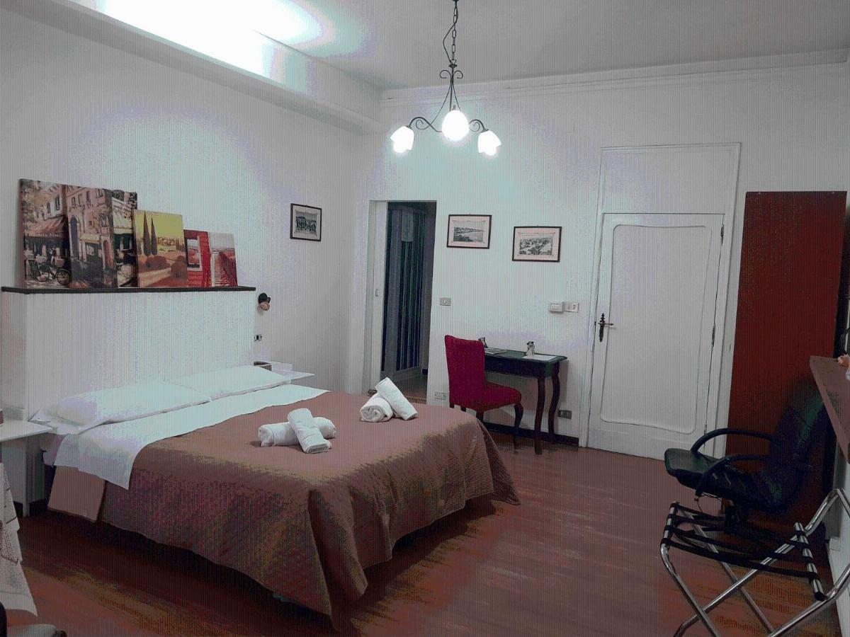 Rooms2Rent Reggio di Calabria Buitenkant foto