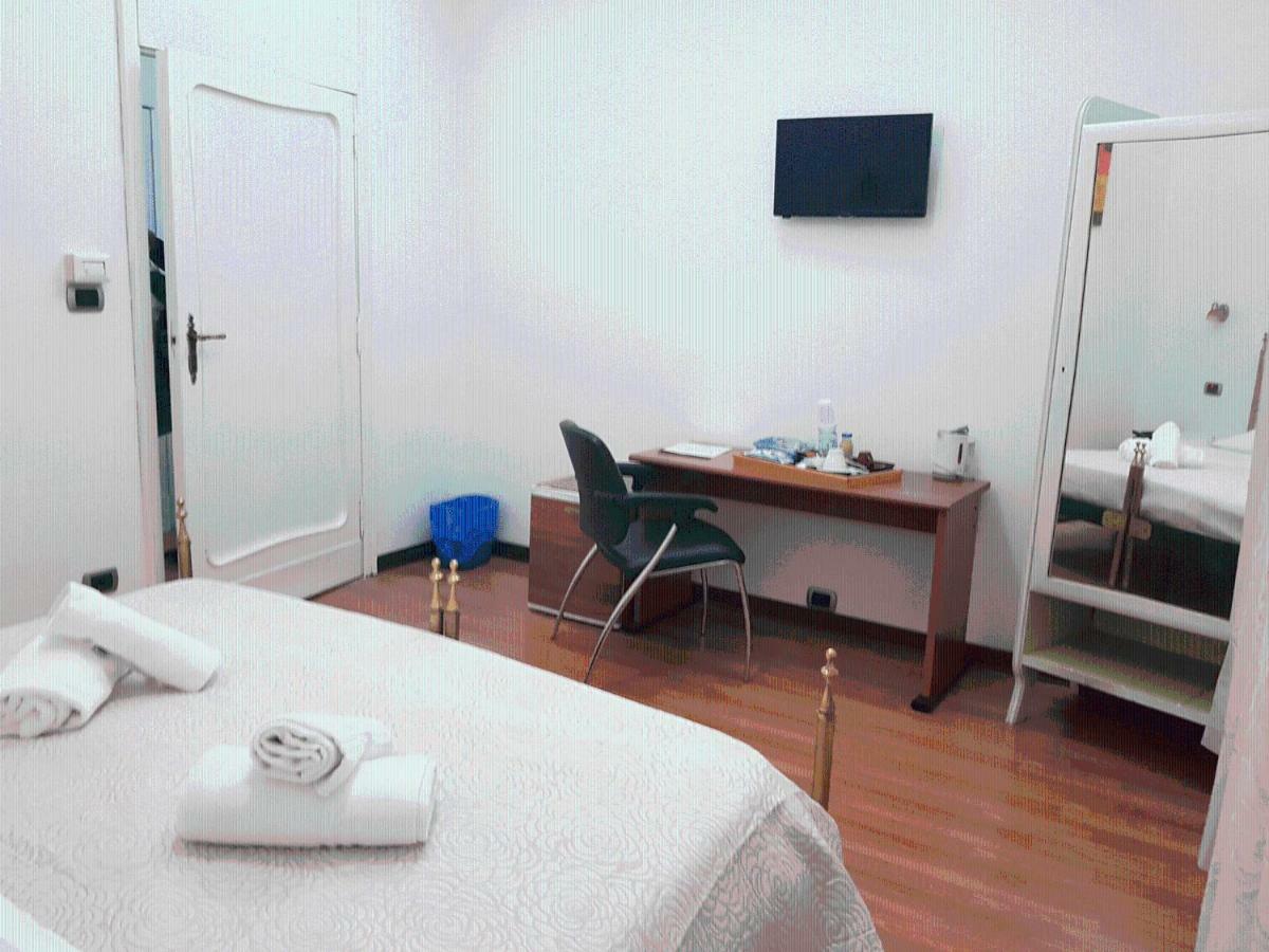 Rooms2Rent Reggio di Calabria Buitenkant foto
