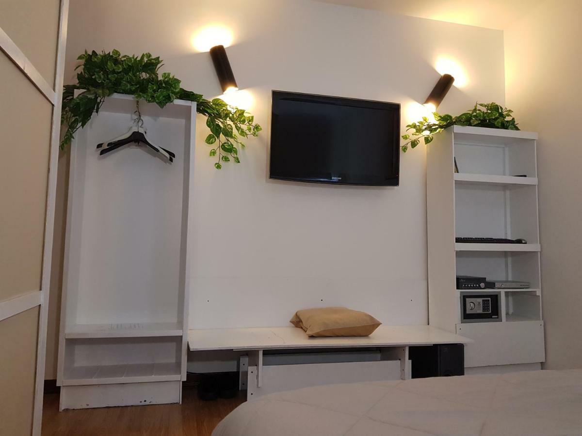 Rooms2Rent Reggio di Calabria Buitenkant foto