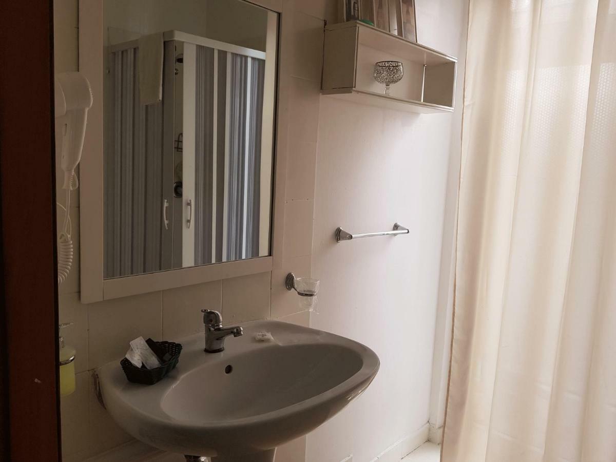 Rooms2Rent Reggio di Calabria Buitenkant foto