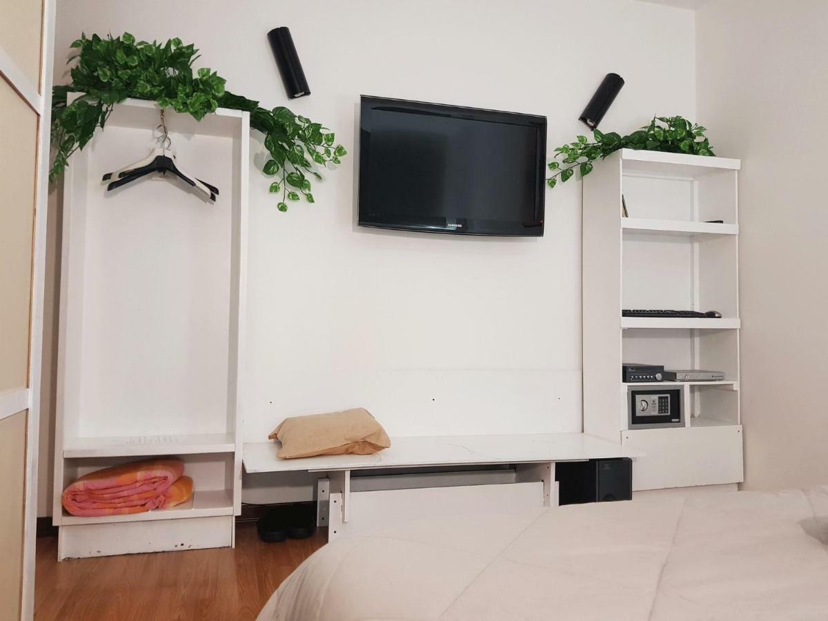 Rooms2Rent Reggio di Calabria Buitenkant foto